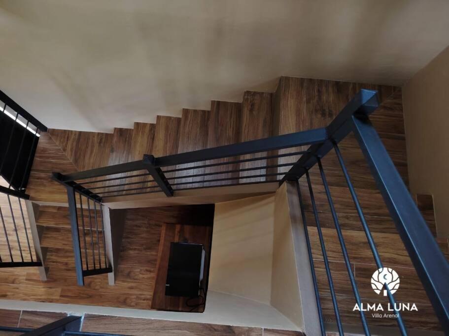 Alma Luna Arenal